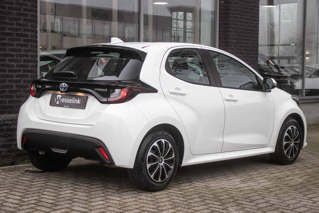 Toyota YARIS 1.5 Hybrid Active - All-in rijklrprs | clima | Apple cp/Android auto
