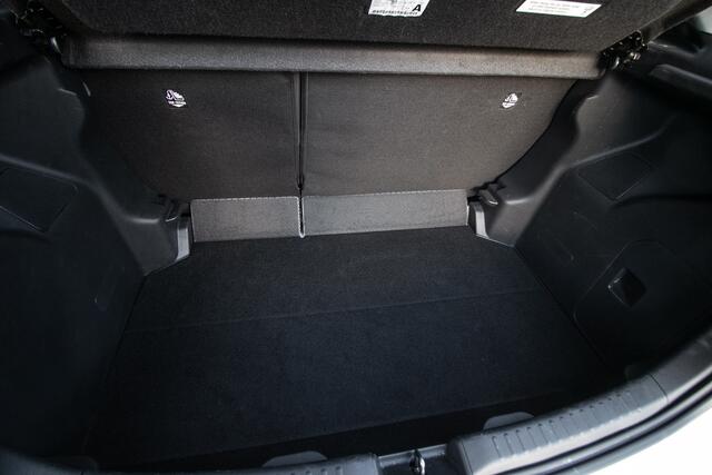 Toyota YARIS 1.5 Hybrid Active - All-in rijklrprs | clima | Apple cp/Android auto