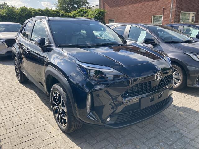Toyota YARIS Cross Hybrid 130 automaat Dynamic met Comfort Pack *BTW* *Nieuwe auto* *Net binnen*