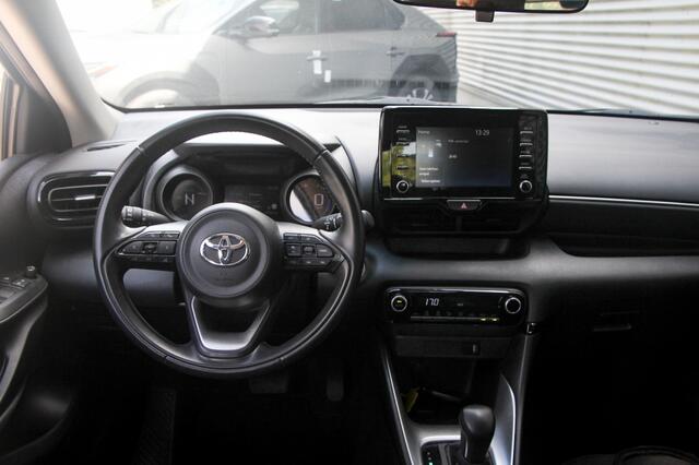 Toyota YARIS 1.5 Hybrid Dynamic | Camera | Adaptive Cruise