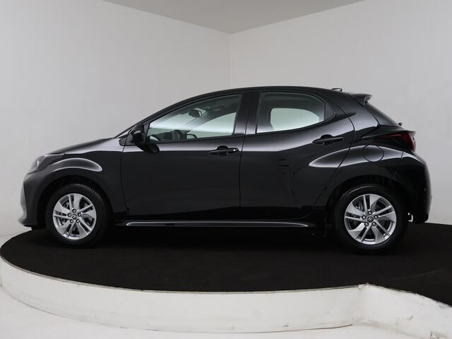Toyota YARIS 1.5 Hybrid 115 Active | All-season banden |