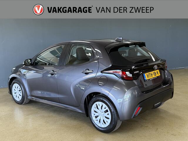Toyota YARIS 1.5 VVT-i Business Plus | Camera | Carplay
