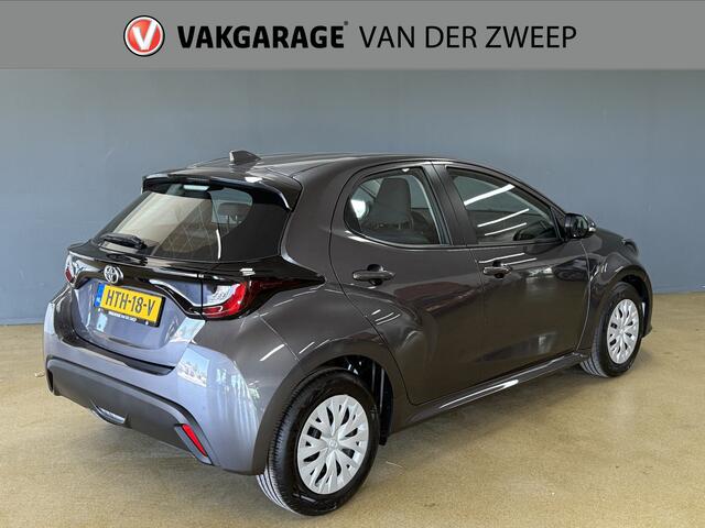 Toyota YARIS 1.5 VVT-i Business Plus | Camera | Carplay