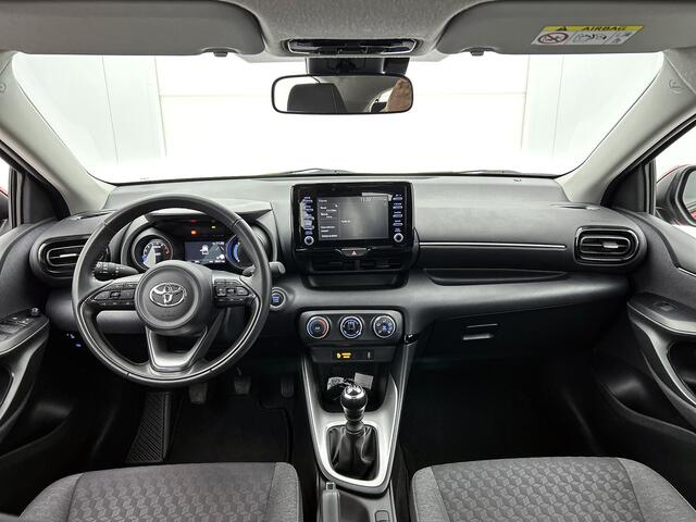 Toyota YARIS 1.5 VVT-i Dynamic | NL-Auto | Apple Carplay /- Android Auto | Parkeercamera |