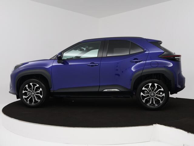 Toyota YARIS Cross 1.5 Hybrid 115 First Edition | Comfort Pack |