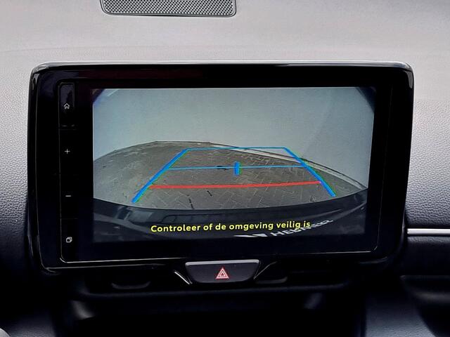 Toyota YARIS 1.5 Hybrid 115 First Edition Automaat / Nieuw / Navigatie via Android Auto/Apple Carplay / Camera / Cruise Control Adaptief / Stoelverwarming / Stuurverwarming