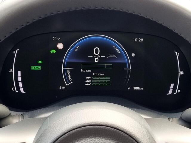 Toyota YARIS 1.5 Hybrid 115 First Edition Automaat / Nieuw / Navigatie via Android Auto/Apple Carplay / Camera / Cruise Control Adaptief / Stoelverwarming / Stuurverwarming