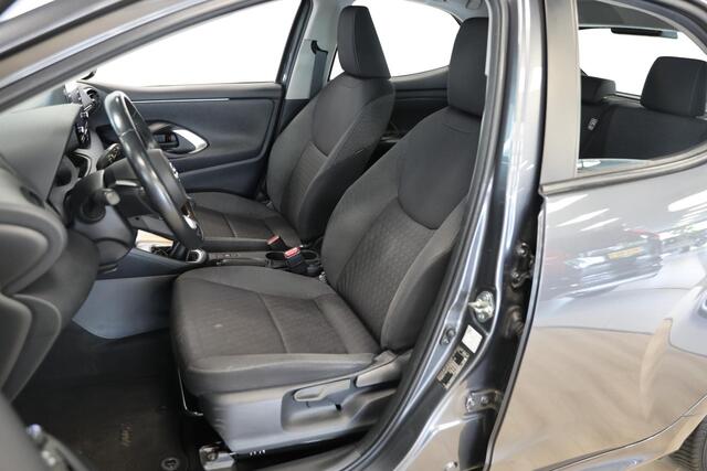 Toyota YARIS 1.0 VVT-i Active | Cruise Adaptief | Apple Carplay