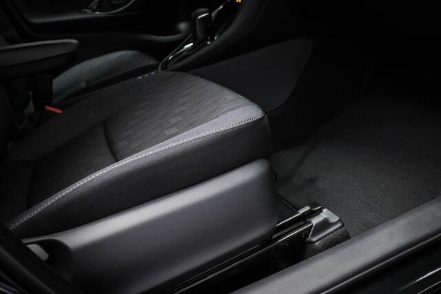 Toyota YARIS 1.5 Hybrid 115 First Edition | CLIMA | STUURVERWARMING | APPLE | CAMERA