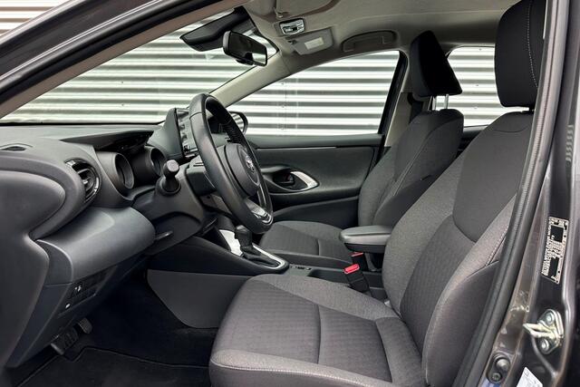 Toyota YARIS 1.5 Hybrid Dynamic Carplay / Camera / Stoel verw.