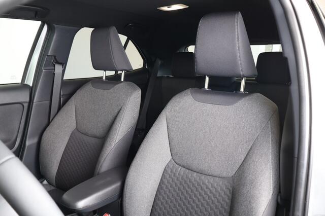 Toyota YARIS 1.5 Hybrid Teamplayer 130PK - Winterpakket - Apple CarPlay - Dodehoek