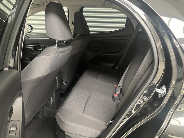 Toyota YARIS 1.5 Hybrid 115 STYLE/PDC V+A/CAM/DODEHOEK/CLIMA/ENZ