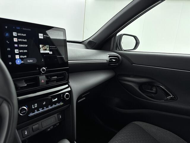 Toyota YARIS Cross 1.5 Hybrid 130 Dynamic | Stoel -/ Stuur verwarming | Apple Carplay -/ Android Auto |