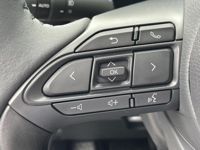 Toyota YARIS Cross 1.5 Hybrid 115 First Edition | Nieuwe auto! | Stoelverwarming | Climate control |