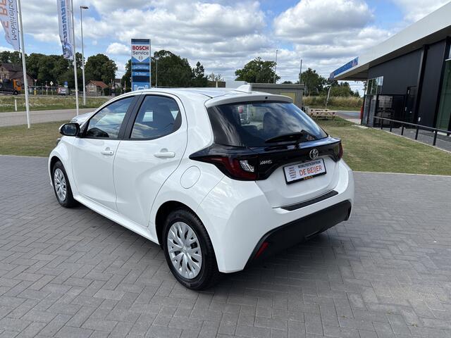 Toyota YARIS 1.5 VVT-i Active Camera I Carplay I Airco