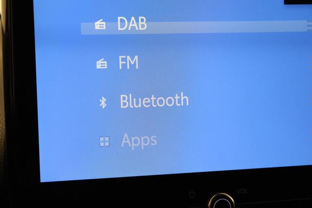 Toyota YARIS Cross 1.5 Hybrid 130 Dynamic | COMFORT PACK | STUURVERWARMING | DAB | CAMERA