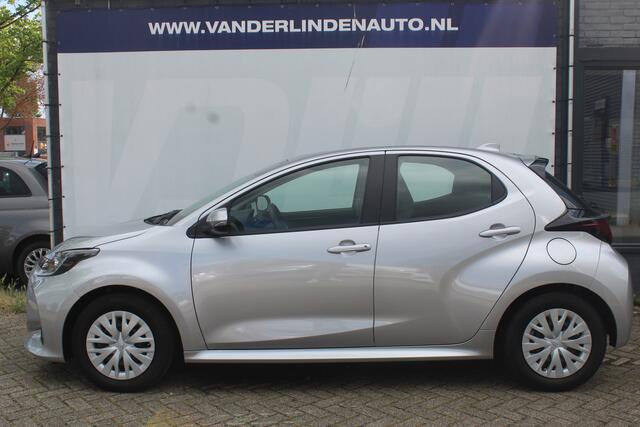 Toyota YARIS 1.5 Hybrid 115 Comfort Apple carplay/ android auto l Cruise control l Climate control l Achteruitrijcameral Climate control l Achteruitrijcamera