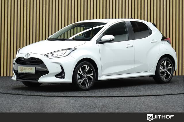 Toyota YARIS 1.5 Hybrid 115 Executive Edition | Facelift | Dodehoekdetectie | Adaptive-cruise | Maps Navigatie | Apple Carplay & Android Auto | Camera | Parkeerhulp