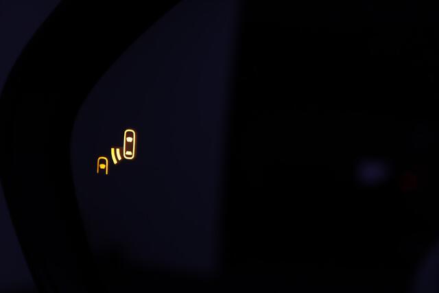 Toyota YARIS 1.5 Hybrid 115 Executive Edition | Facelift | Dodehoekdetectie | Adaptive-cruise | Maps Navigatie | Apple Carplay & Android Auto | Camera | Parkeerhulp