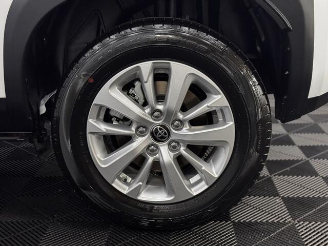 Toyota YARIS Cross 1.5 Hybrid 115 Apple carplay/ Android, Camera, EV Mode, Clima, Rijstrook correctie, Cruise control, 5 jaar garantie