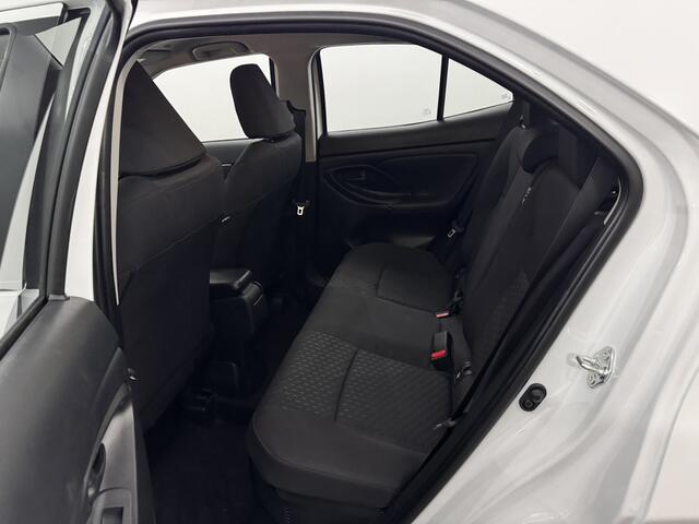 Toyota YARIS Cross 1.5 Hybrid 115 Apple carplay/ Android, Camera, EV Mode, Clima, Rijstrook correctie, Cruise control, 5 jaar garantie