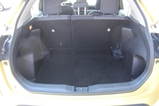 Toyota YARIS Cross 1.5 Hybrid Comfort Apple carplay/ android auto l Armsteun l Elektrisch inklapbare buitenspiegels l Climate control l Achteruitrijcamera