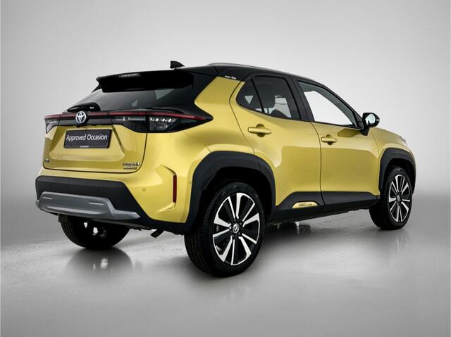 Toyota YARIS Cross 1.5 Hybrid Executive AWD | Panoramisch dak | Electrische achterklepbediening | 360 Camera | AWD | Navigatie | JBL |