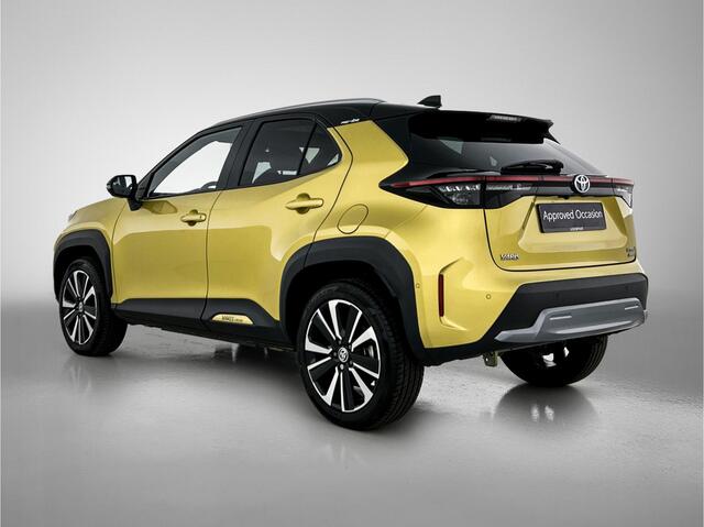 Toyota YARIS Cross 1.5 Hybrid Executive AWD | Panoramisch dak | Electrische achterklepbediening | 360 Camera | AWD | Navigatie | JBL |