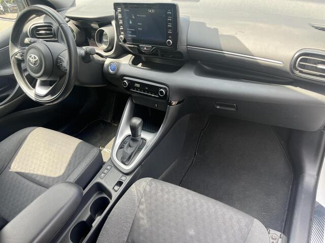 Toyota YARIS 1.5 Hybrid Dynamic | Carplay | LED koplampen | Keyless entry | Licht metalen velgen |