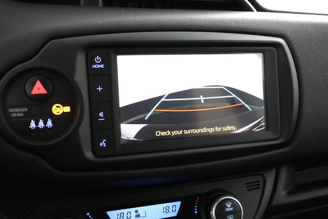 Toyota YARIS 1.5 Hybrid GR-Sport | sport stoelen | keyless entry | Apple Carplay/Android Auto |