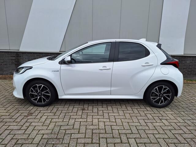 Toyota YARIS 1.5 Hybrid Dynamic | ECC | Ad, Cruise | LMV | Apple/Android auto |