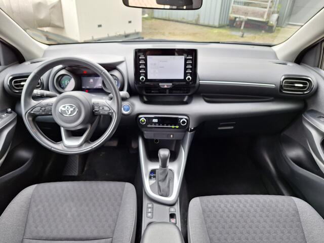 Toyota YARIS 1.5 Hybrid Dynamic | ECC | Ad, Cruise | LMV | Apple/Android auto |