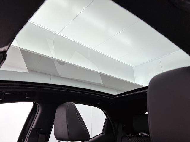 Toyota YARIS 1.5 Hybrid Dynamic | Panoramisch dak | LM velgen |