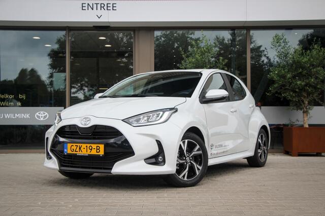 Toyota YARIS 1.5 Hybrid 115 First Edition
