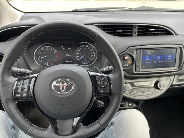 Toyota YARIS 1.5 benzine Dynamic | metallic lak | winterpack | climatronic