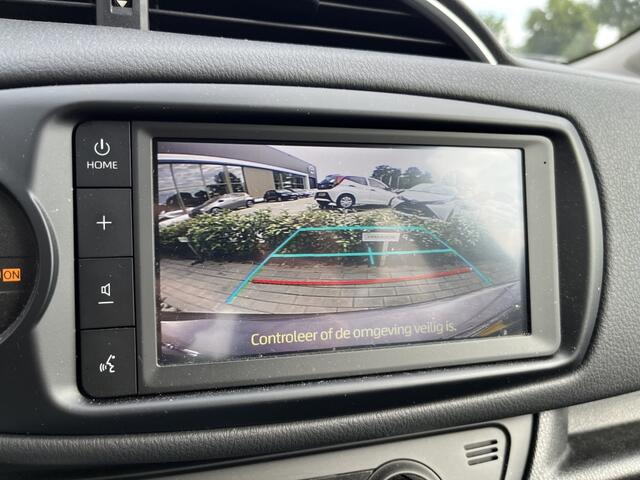 Toyota YARIS 1.5 benzine Dynamic | metallic lak | winterpack | climatronic