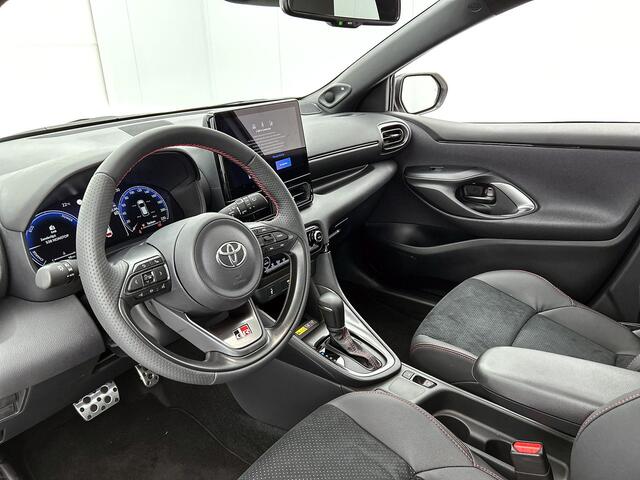 Toyota YARIS 1.5 Hybrid 130 GR Sport - Louwman Zin in Zomervoordeel auto -