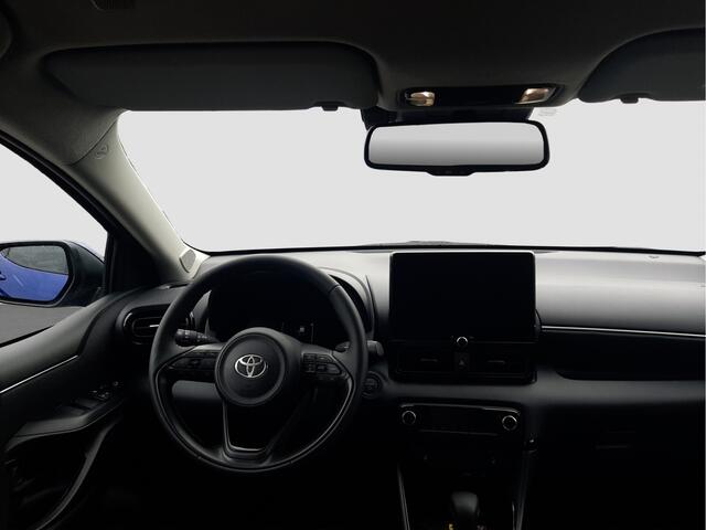 Toyota YARIS 1.5 Hybrid 115 First Edition *DEMO*