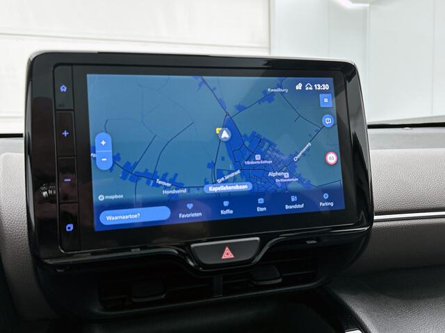 Toyota YARIS Cross 1.5 Hybrid Executive | Panoramadak | Navigatie | Blindspot | PDC voor en achter | Stoelverwarming |