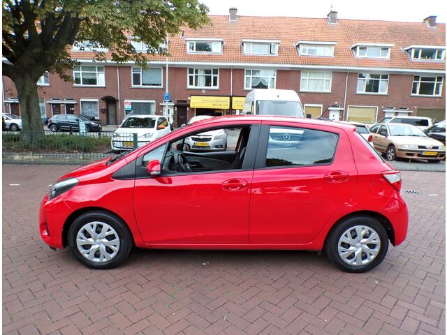 Toyota YARIS 1.0 VVT-i Comfort NL AUTO ORGINELE KM STAND MET NAP......