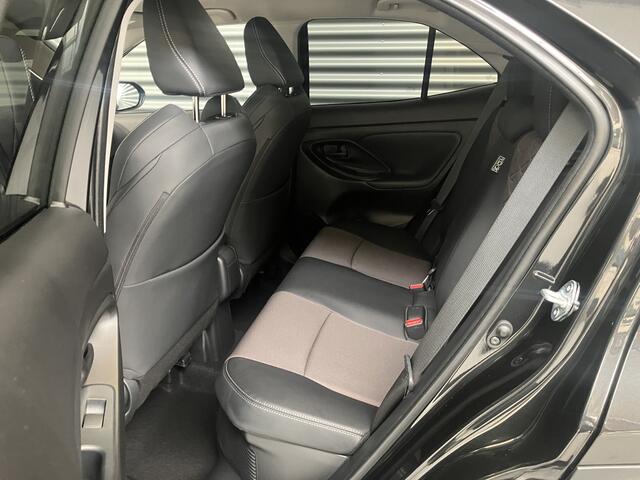 Toyota YARIS Cross 1.5 Hybrid 130 EXECUTIEVE/PDC V+A/EL A KLEP/DODE HOEK/LEER/STOF/ENZ