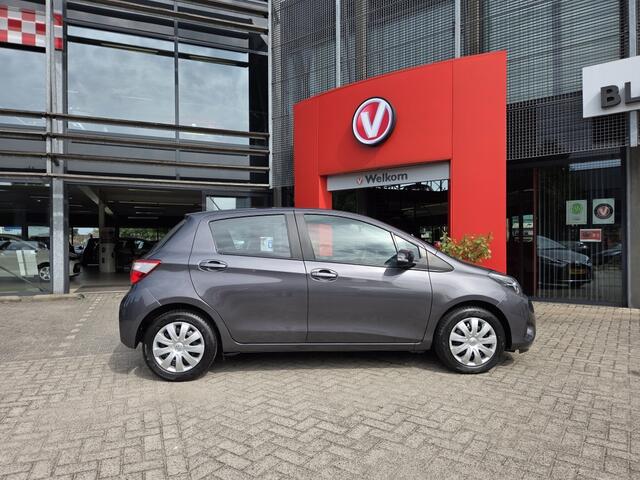 Toyota YARIS 1.0 VVT-i Aspiration Navi | Camera | Cruise