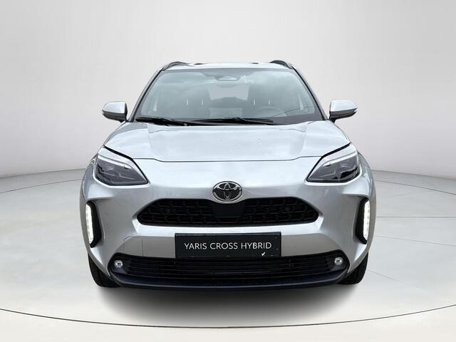 Toyota YARIS Cross 1.5 Hybrid 115 Dynamic Ultimate **STOEL EN STUURWIELVERWARMING/ KEYLESS/ PARKEERSENSOREN VOOR EN ACHTER/ 36 MAANDEN GARANTIE**