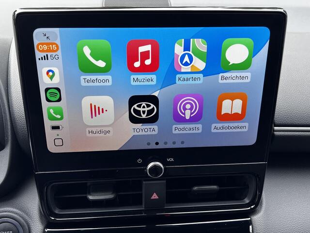 Toyota YARIS Cross 1.5 Hybrid 115 First Edition / Tot 10 jaar Garantie* / Stuur-, stoel- en voorruitverwarming / Apple Carplay Android Auto / Adaptieve cruise control / Climate control / Achteruitrijcamera /