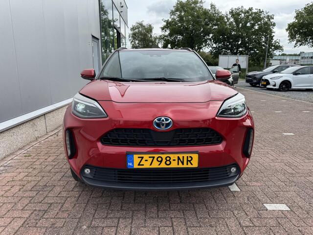 Toyota YARIS Cross 1.5 Hybrid Dynamic Navigatie, adaptieve cruise control, keyless entry- & start, achteruitrij camera, automaat!
