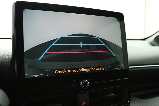 Toyota YARIS 1.5 Hybrid 130 Executive | Adaptive Cruise Control | Apple Carplay | Android Auto | Parkeersensoren | Achteruitrijcamera | Stoelverwarming |