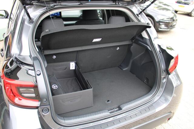 Toyota YARIS 1.5 Hybrid Automaat | Navigatiesysteem | Achterruitrij camera | Dodehoek detectie