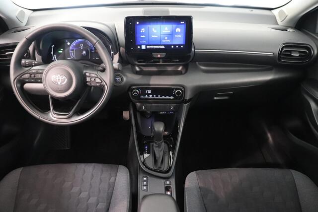 Toyota YARIS 1.5 Hybrid | Camera | Climate Control | Adaptieve Cruise control | Navigatie | AppleCarplay AndroidAuto | LED |