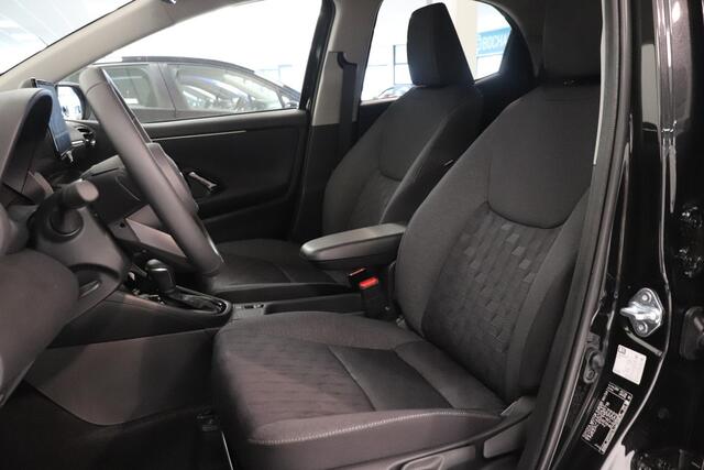 Toyota YARIS 1.5 Hybrid | Camera | Climate Control | Adaptieve Cruise control | Navigatie | AppleCarplay AndroidAuto | LED |