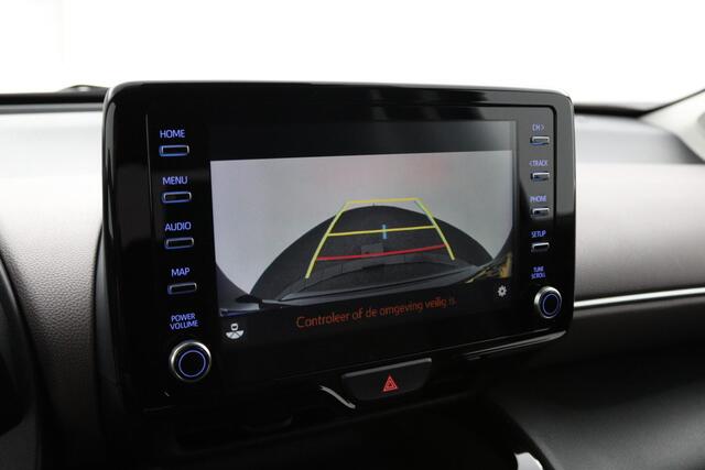 Toyota YARIS Cross 1.5 Hybrid Adventure | Navigatie | Stuur-stoel en voorruitverwarming | 360 graden camera |